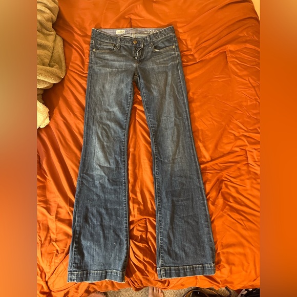 GAP Long and Lean Flared Jeans - Picture 3 of 3